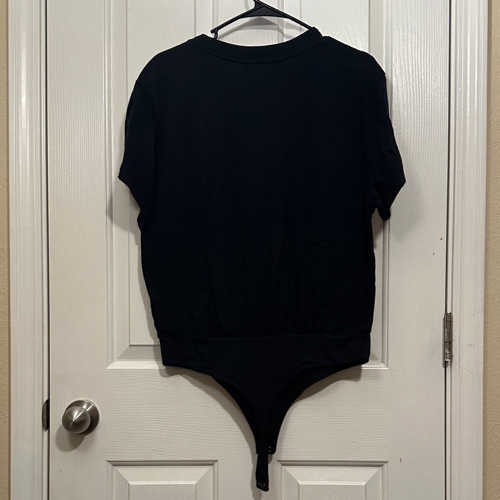 Classic Black Women's Bodysuit Top - Picture 3 of 4